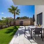 Luxury La With Private Pool And Garden Murter