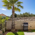 Luxury La With Private Pool And Garden * Murter