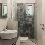 Apartamento Luxury La With Private Pool And Garden Murter