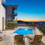 Apartamento Luxury La With Private Pool And Garden *