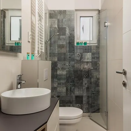Apartment Luxury La With Private Pool And Garden Murter