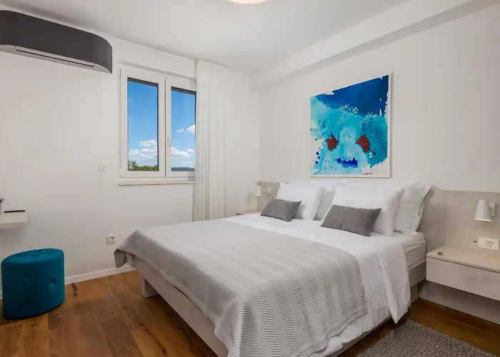 Apartamento Luxury La With Private Pool And Garden