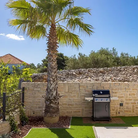 Luxury La With Private Pool And Garden * Murter