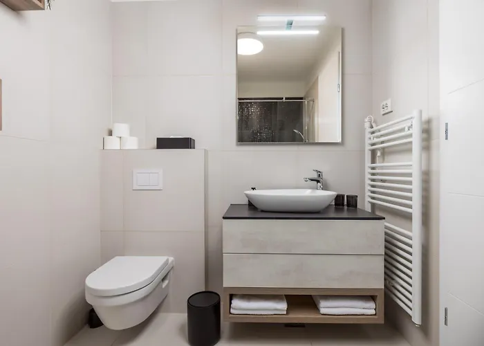 Luxury La With Private Pool And Garden Appartamento Murter